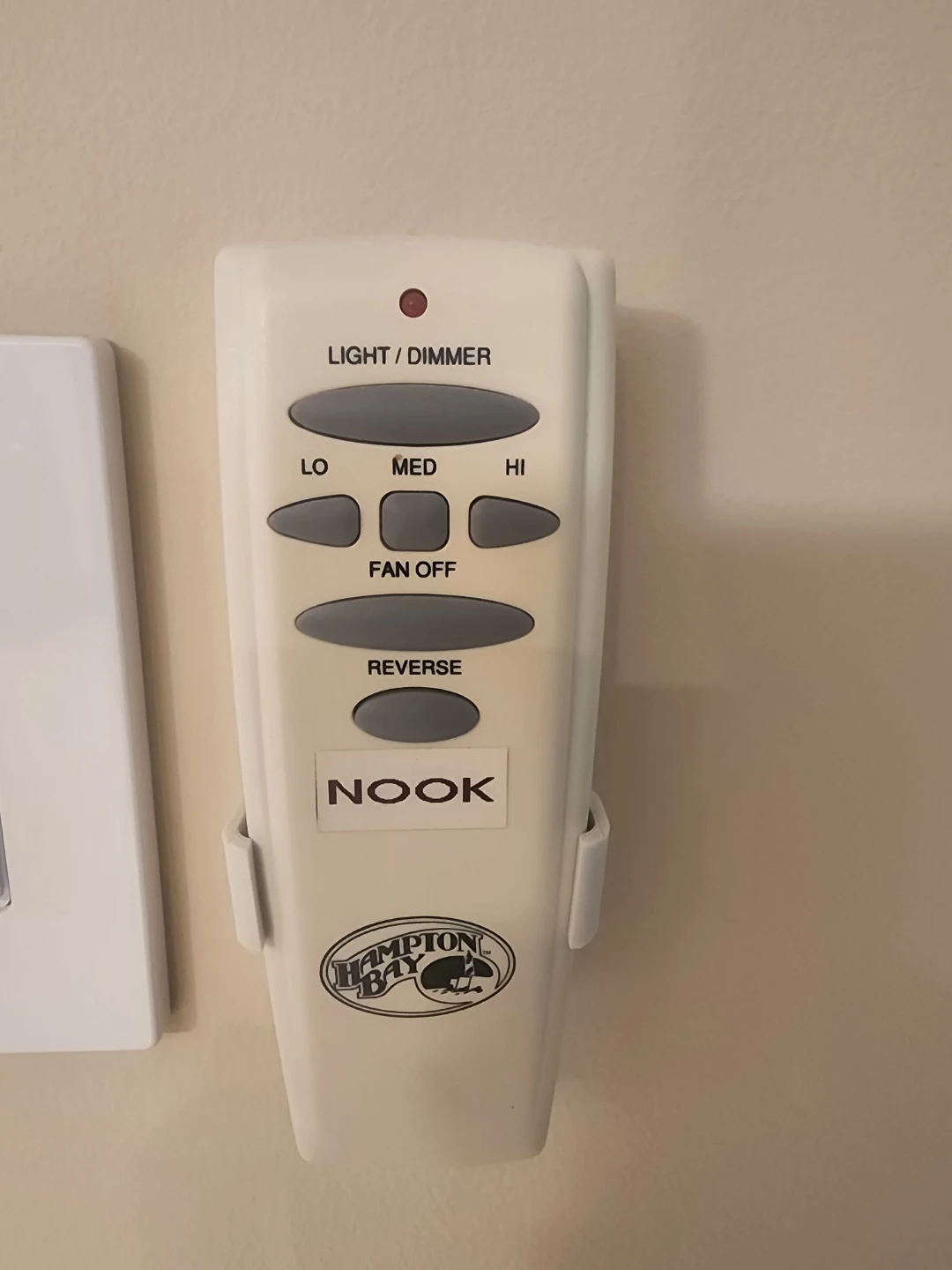 Hampton Bay Ceiling Fan with Light and Remote - photo 4