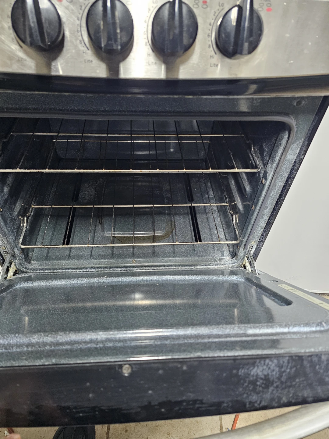 Ge 24in Stainless steel gas stove - photo 2