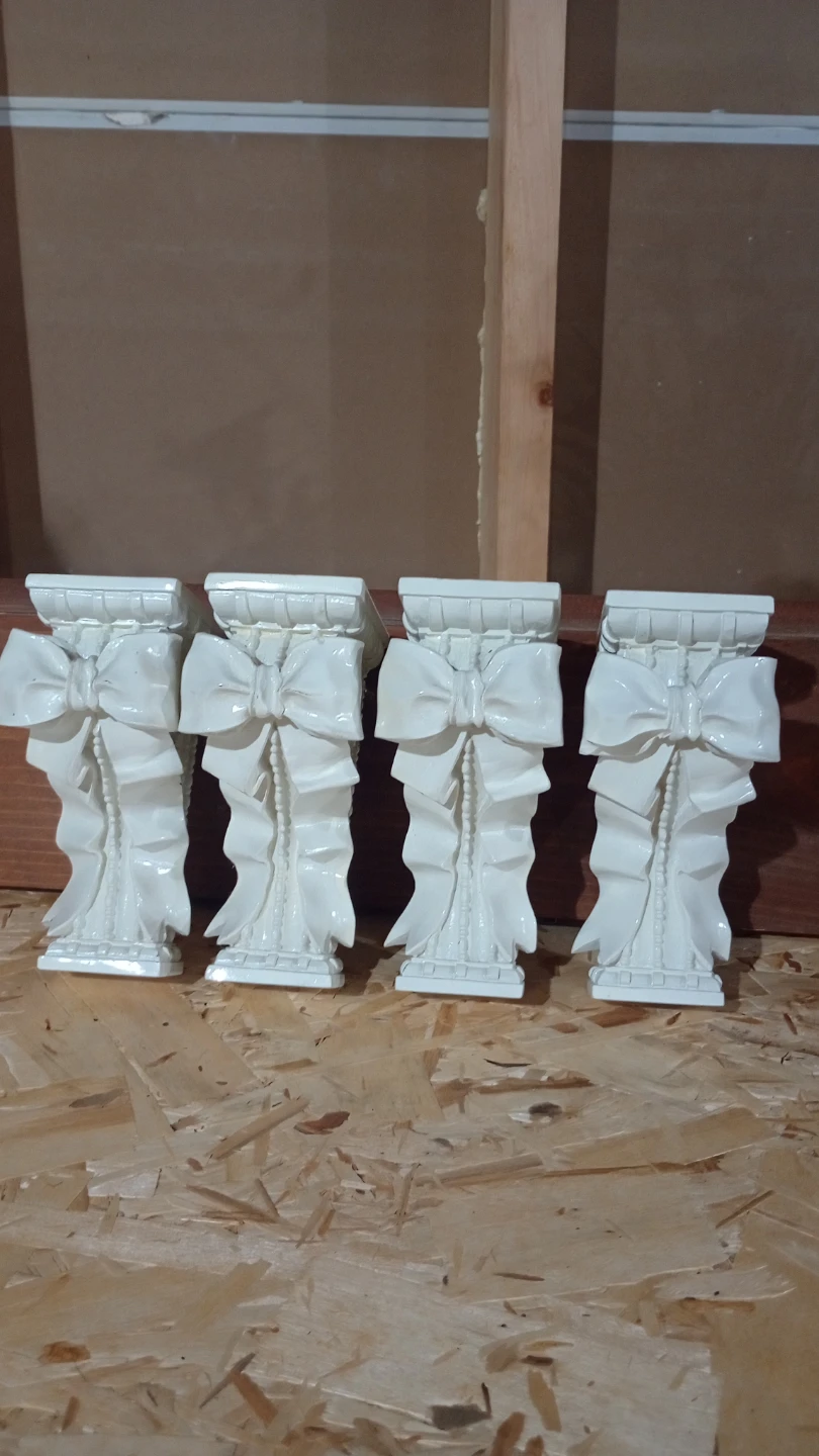 Set of 4 White Ceramic Bow Corbel Shelf Brackets