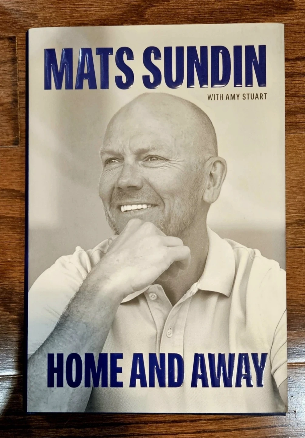 Mats Sundin Home and Away Signed Edition Book - photo 2