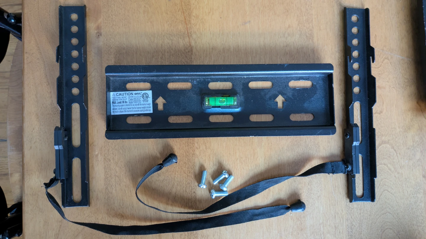 TV Wall Mount Kit with Level