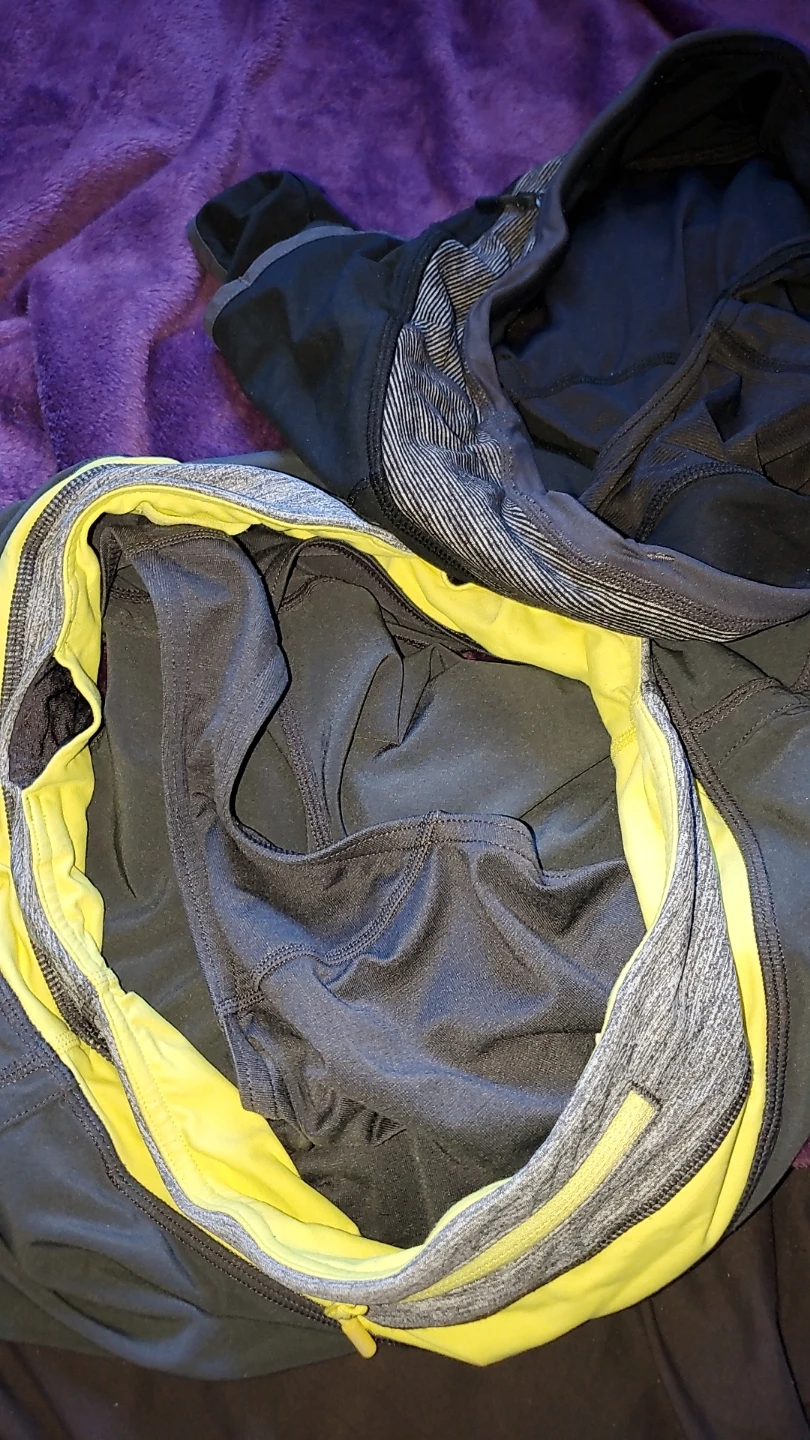 Lululemon shorts - photo 2