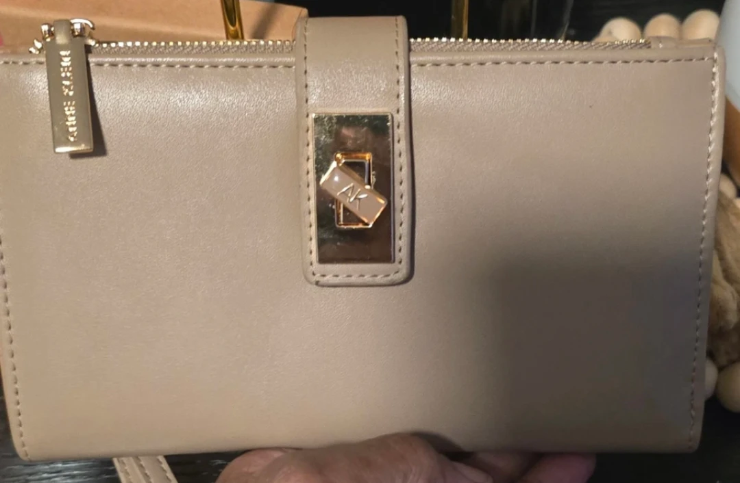 🥕 AK Anne Klein Beige Wristlet Wallet - photo 5