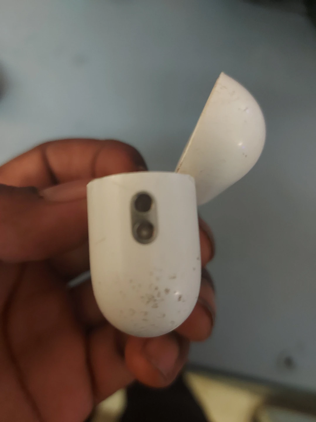 Apple AirPods Pro Charging Case - photo 5