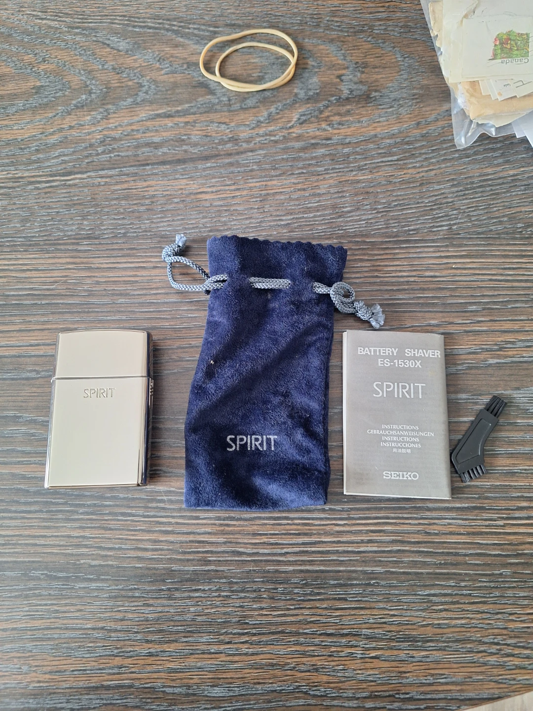 Spirit Battery Shaver ES-1530X with Pouch