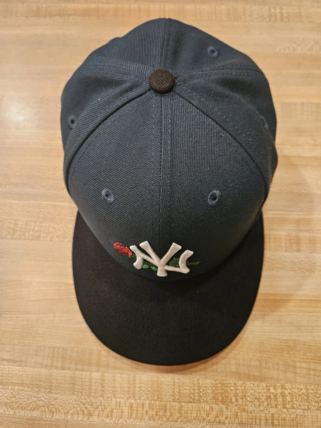 New Era New York Yankees Rose Fitted Hat - photo 2