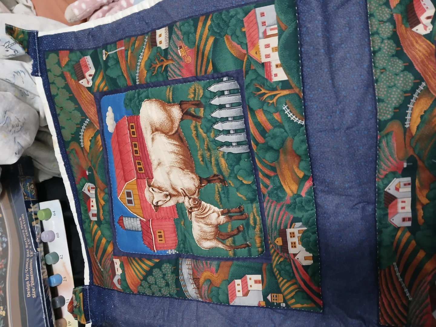 Farm Scene Quilt - Chickens and Sheep - photo 4