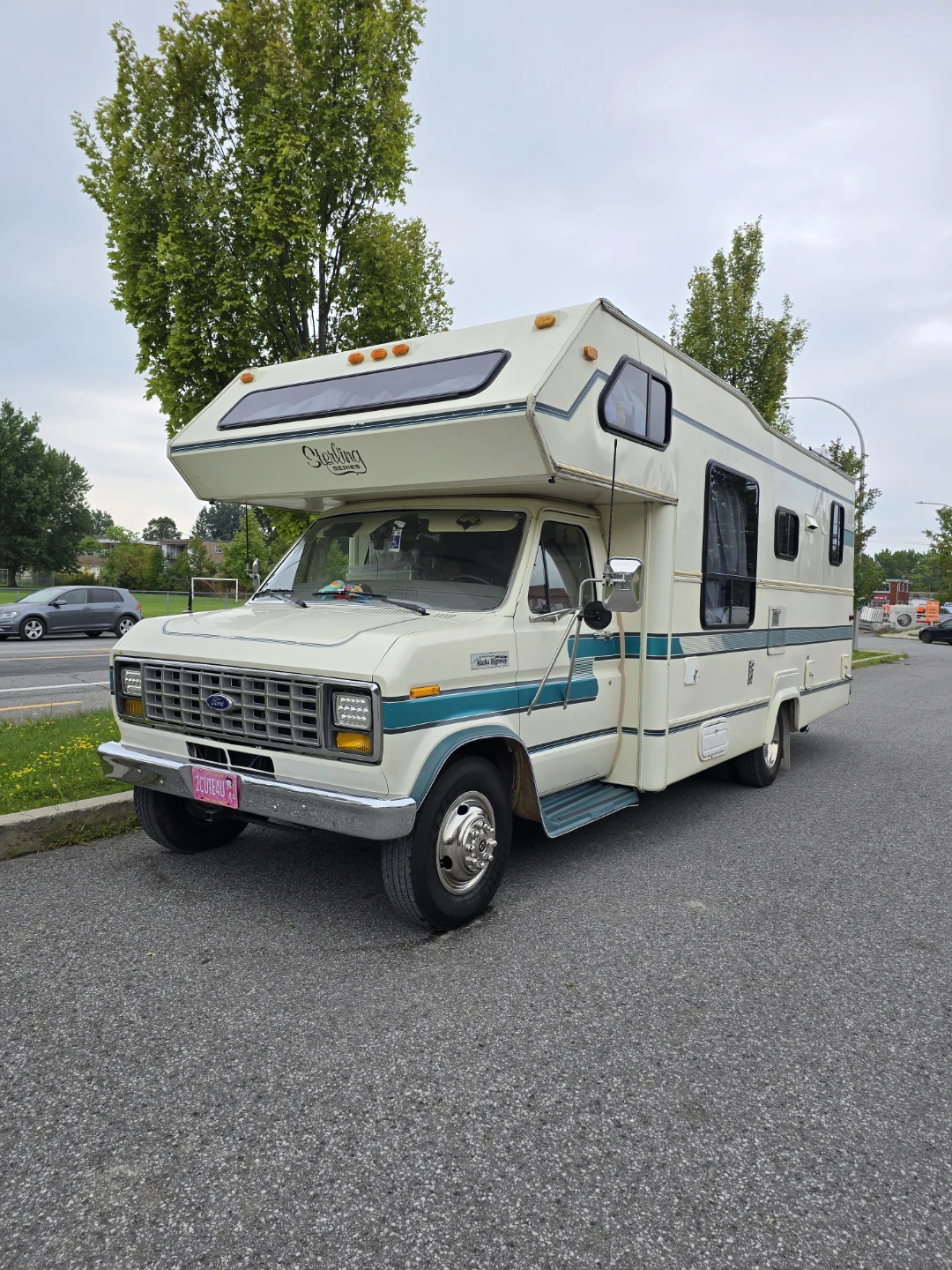 Class C RV Camper - Ford E350 1988 - photo 4
