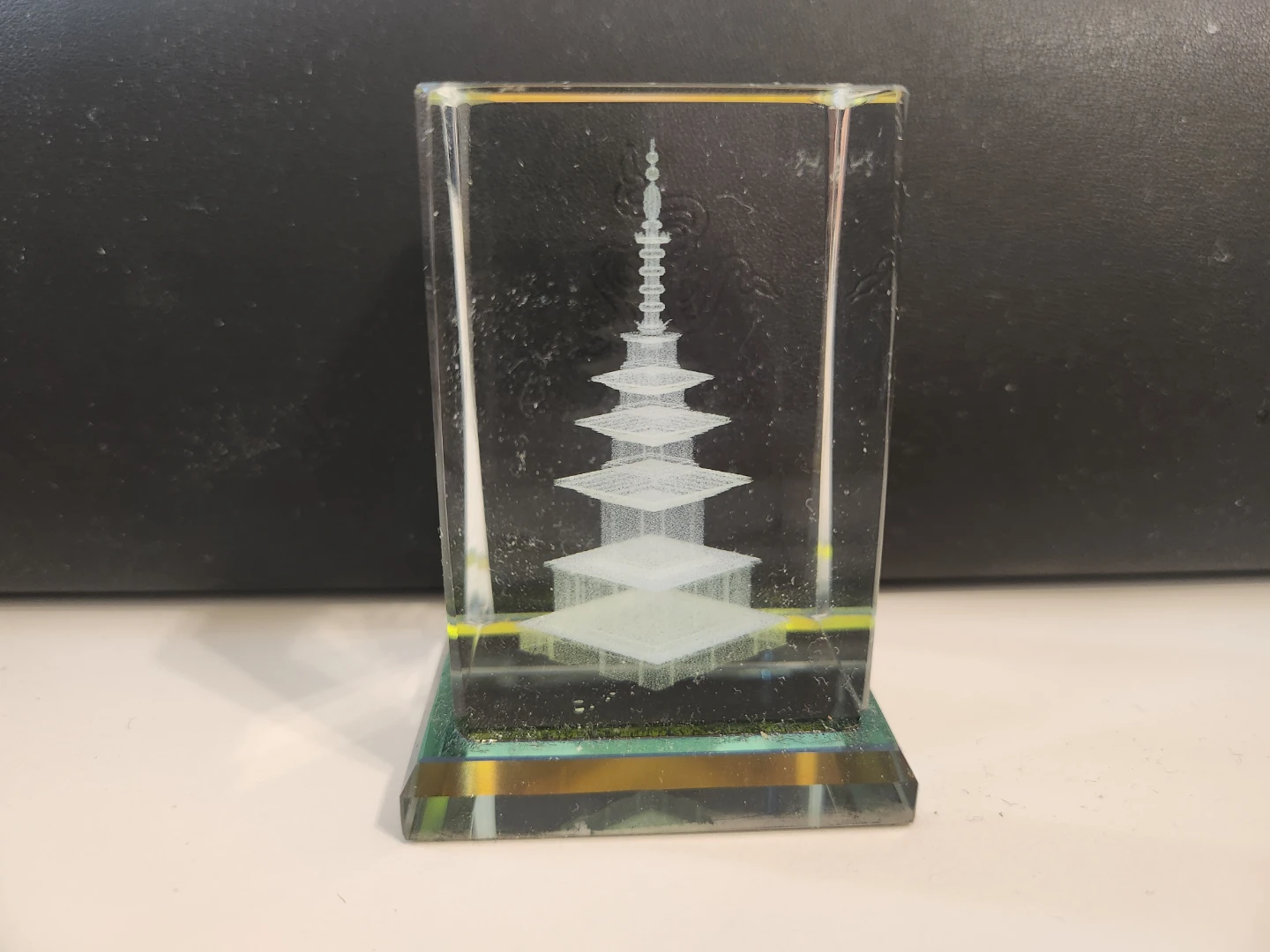 Decorative Glass Crystal Cube with Etched Tree Design 🏆