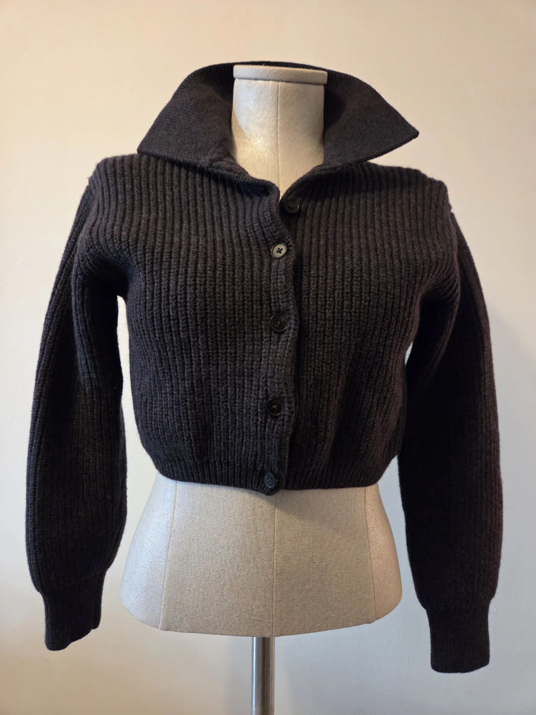 Button-Up Cropped Cardigan Size M
