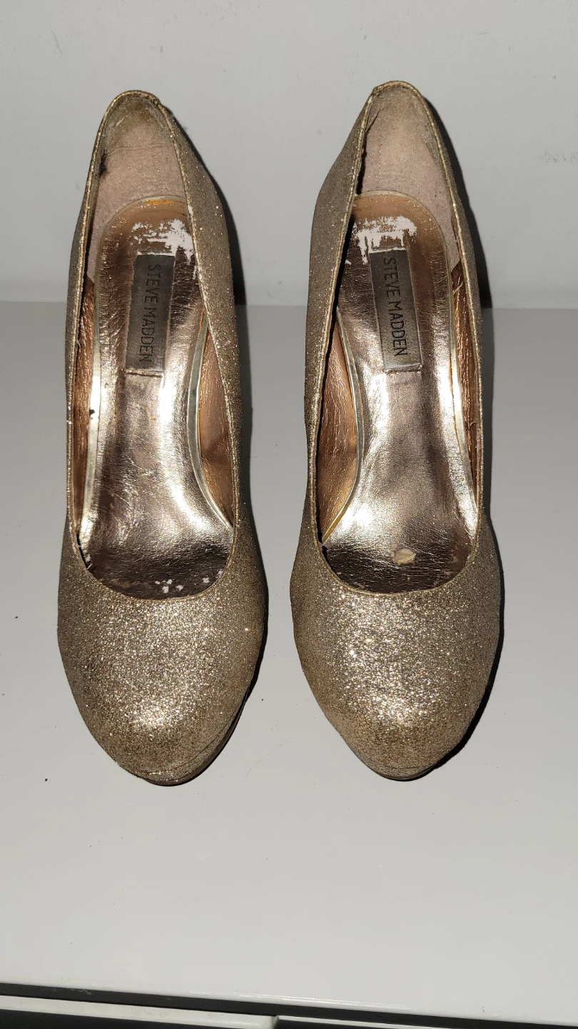 Steve Madden Glitter High Heels - Gold