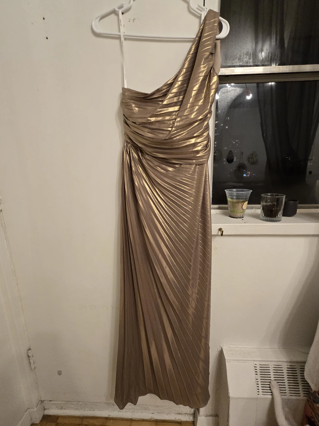 Brand New EverNew Metallic One Shoulder Dress - Soft Gold Size 6