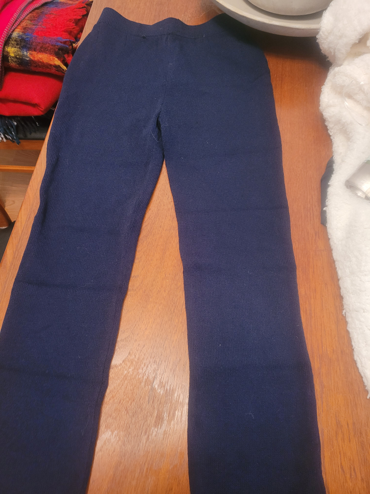 St. John Basics Navy Knit Pants Size 4 - photo 2