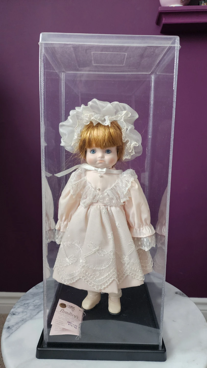 Bradley's Collectible Doll - Chrissy - photo 2