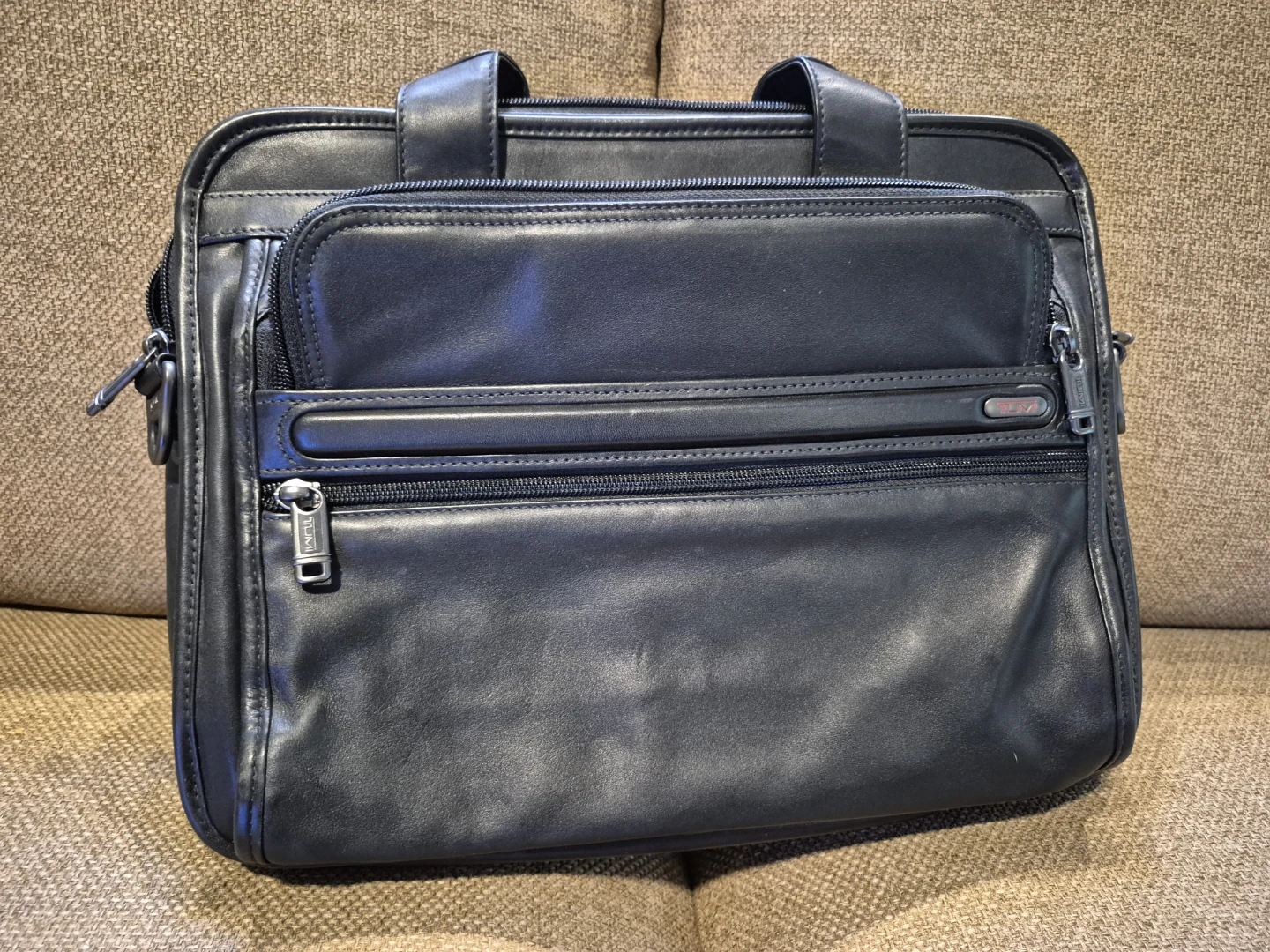 TUMI Nappa leather  Compact laptop briefcase 96121D4