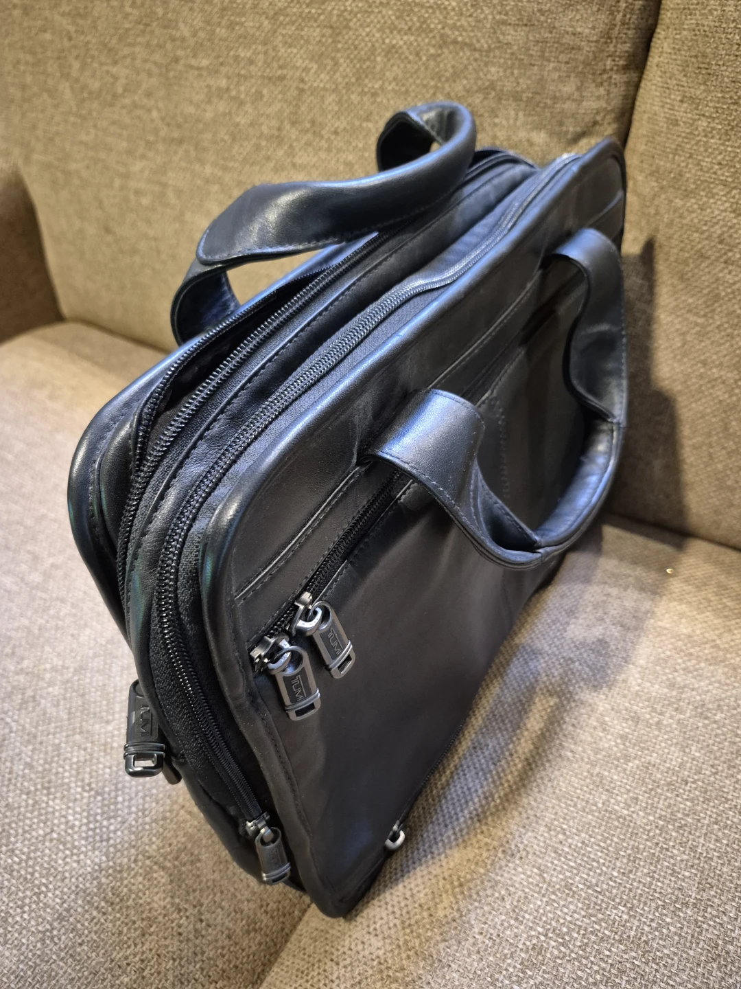 TUMI Nappa leather  Compact laptop briefcase 96121D4 - photo 2