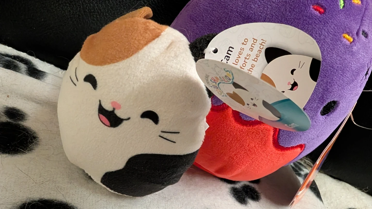 Squishmallows Habib Cupcake Plush Toy - photo 3