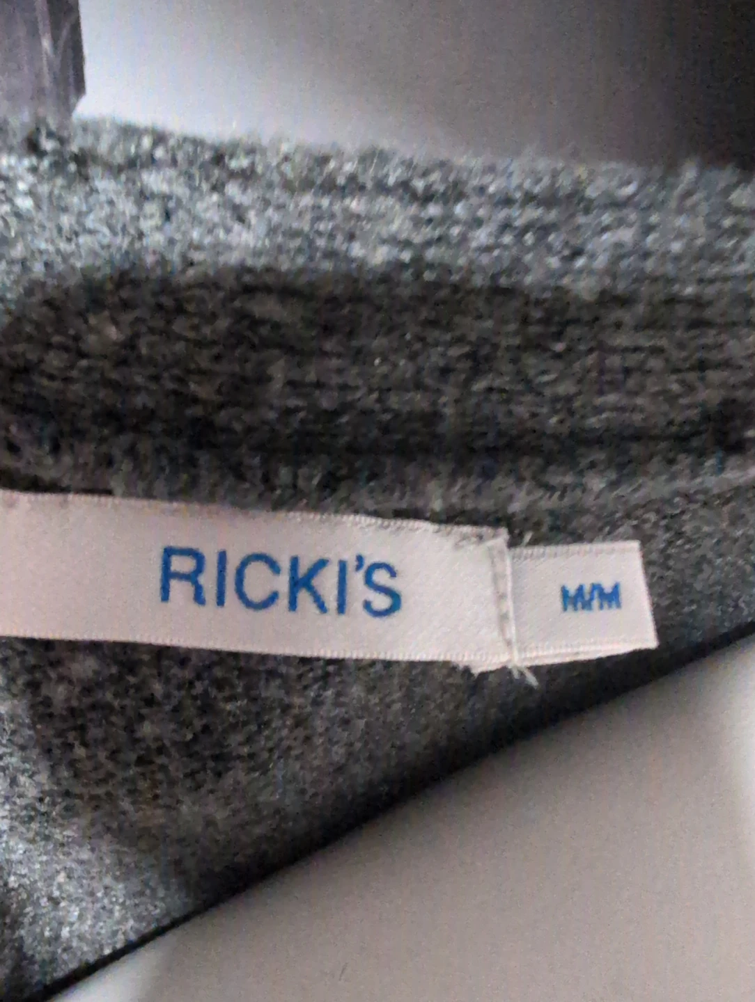 RICKI'S Grey Sweater with Bunny Design Size M/M - photo 5
