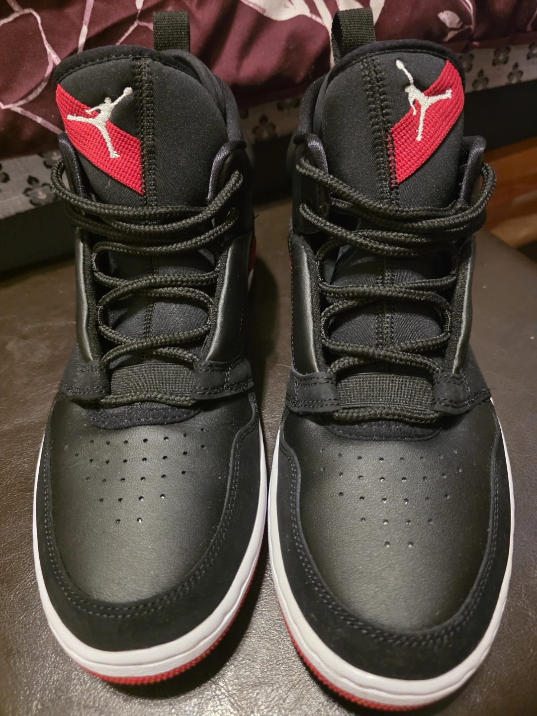 Jordan Fadeaway Basketball Shoes Black/White/Gym Red - photo 4