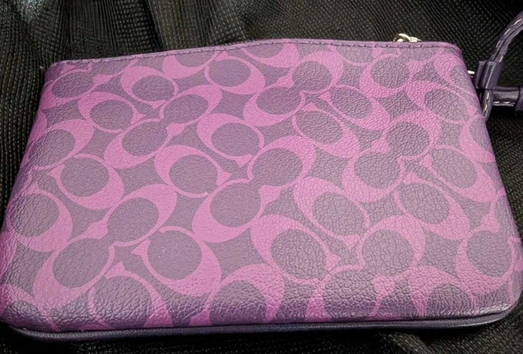 Coach Wristlet - photo 4