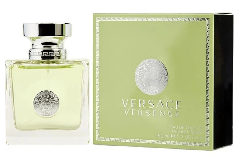 Brand new Women's Fragrances Versace 50ml Esu de Toilette