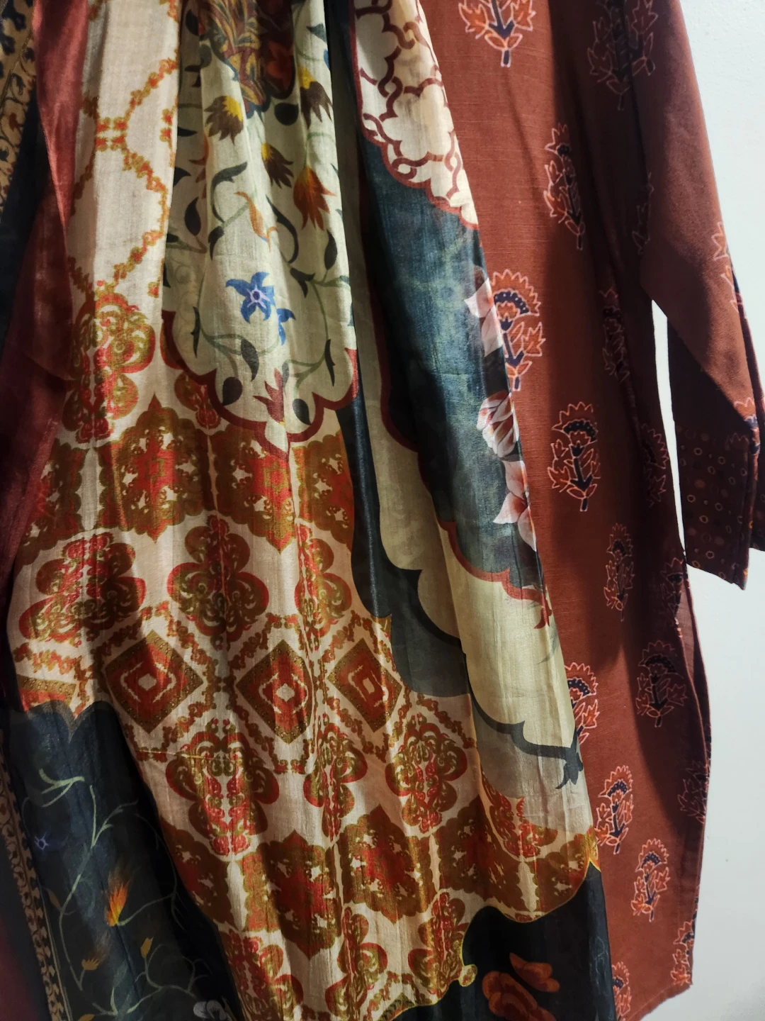 Women's Brown Floral Print Kurti with Scarf - photo 4