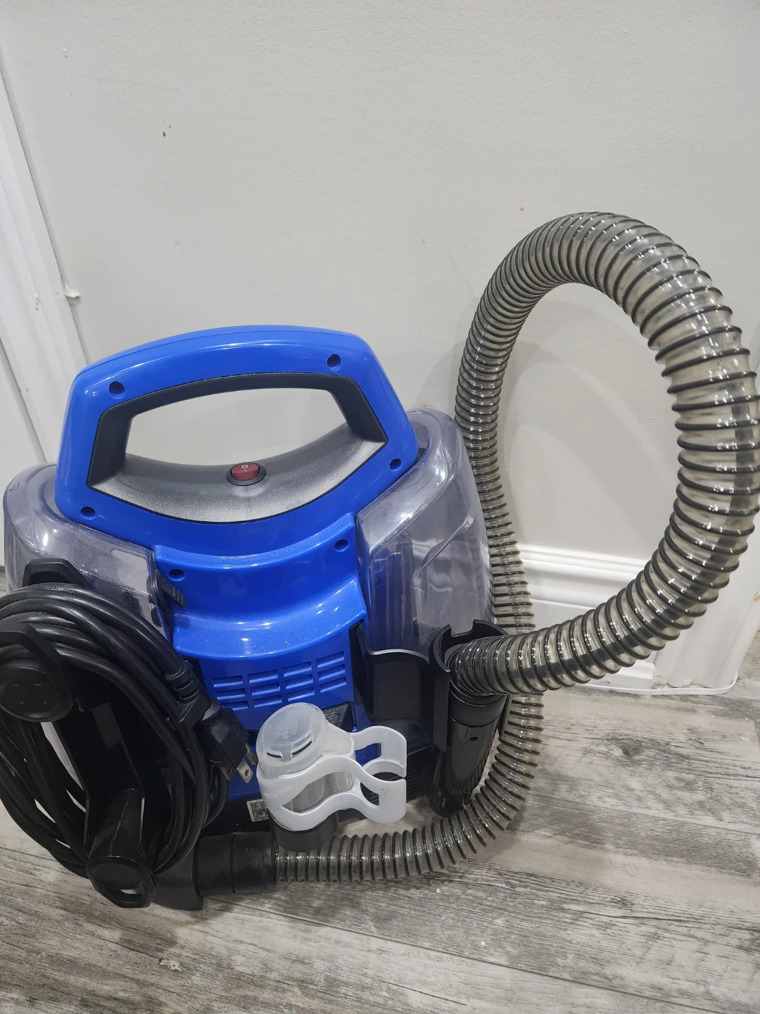 Bissell SpotClean ProHeat Carpet Cleaner - photo 2