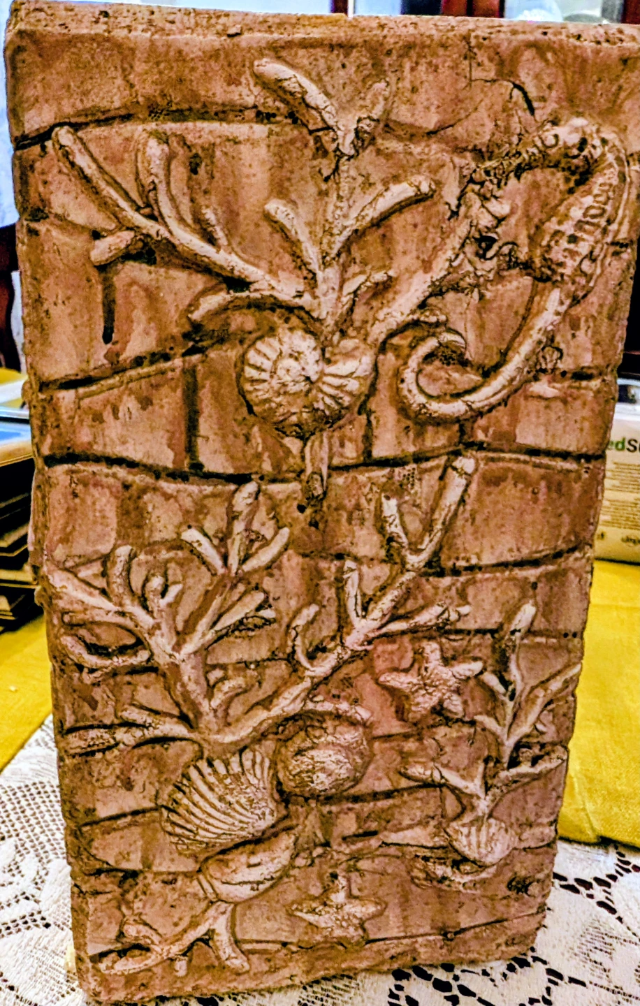 Decorative Ceramic Vase with Marine Life Design