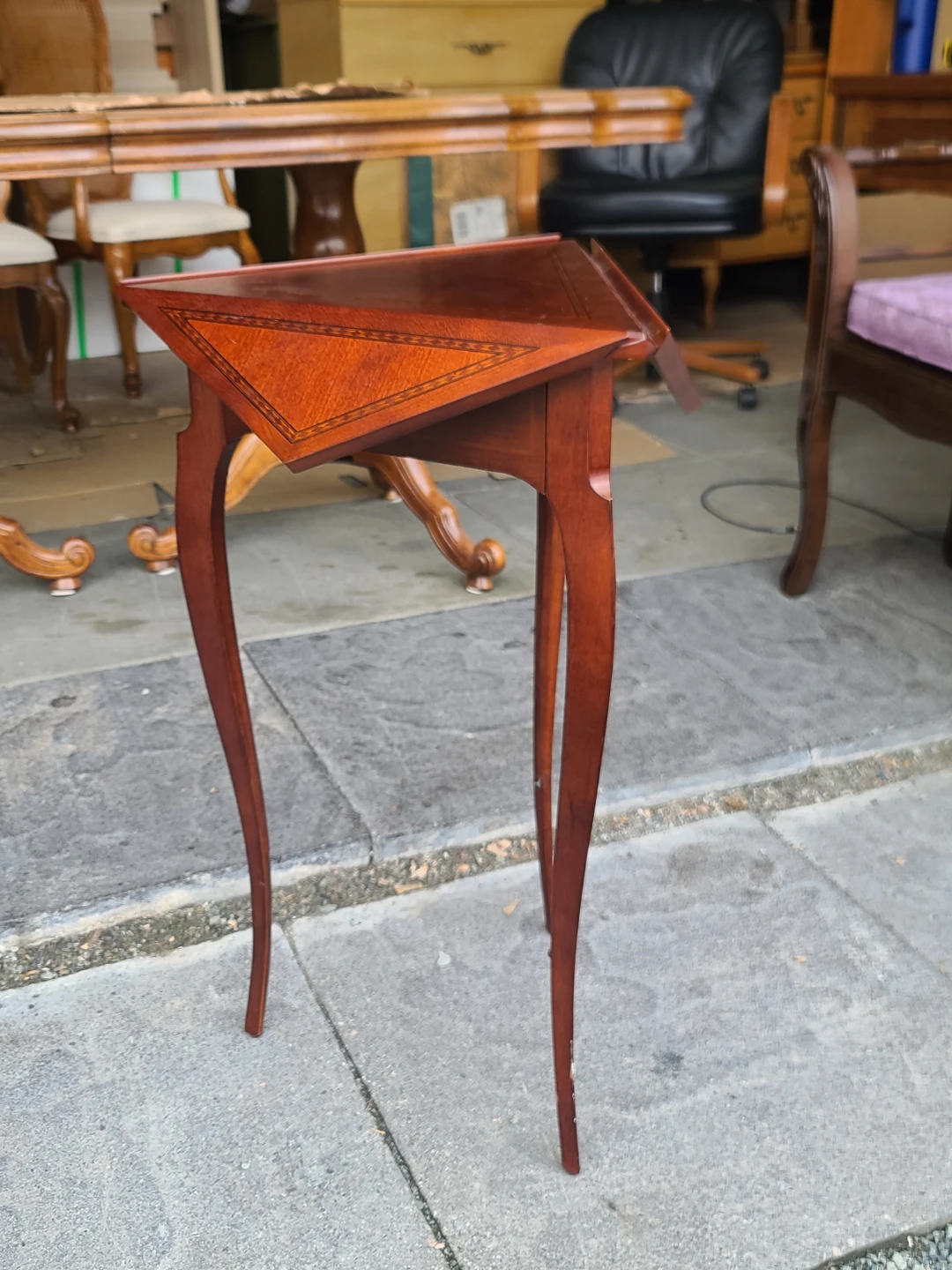 Triangular Drop Leaf Wood Table - photo 3