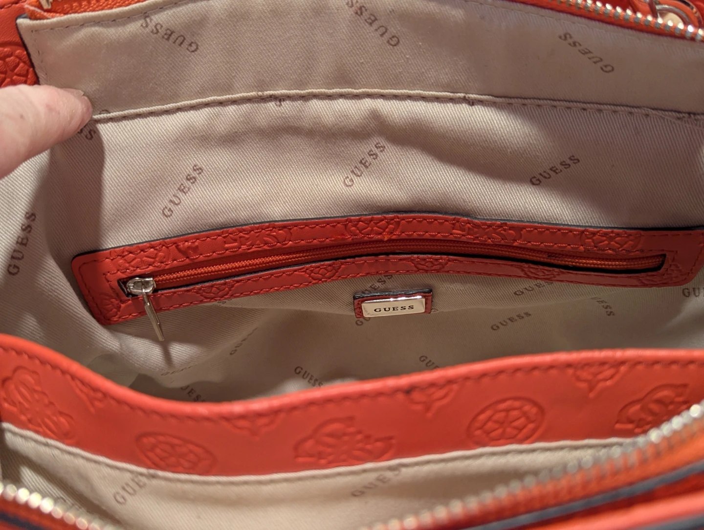 Red Guess Satchel Handbag - photo 5