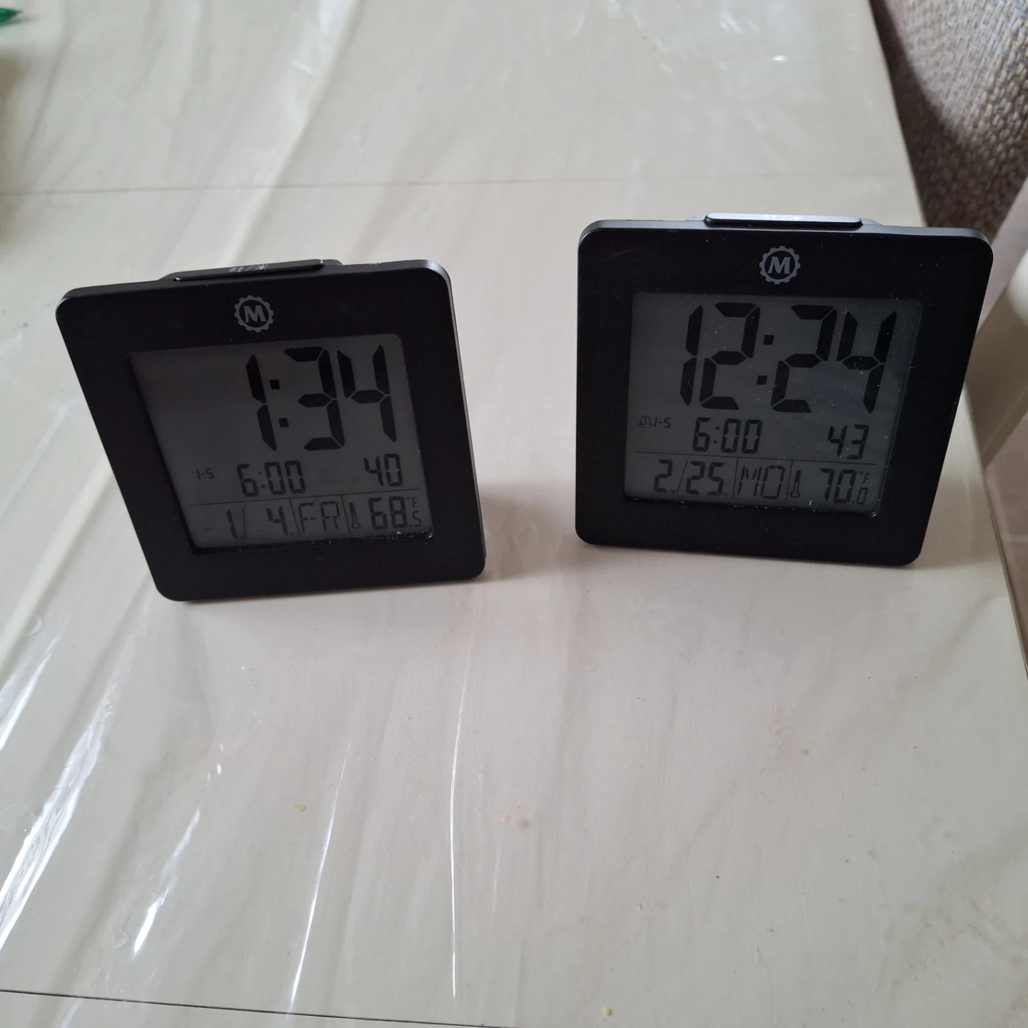 Digital Alarm Clocks with Temperature $10 each - photo 2