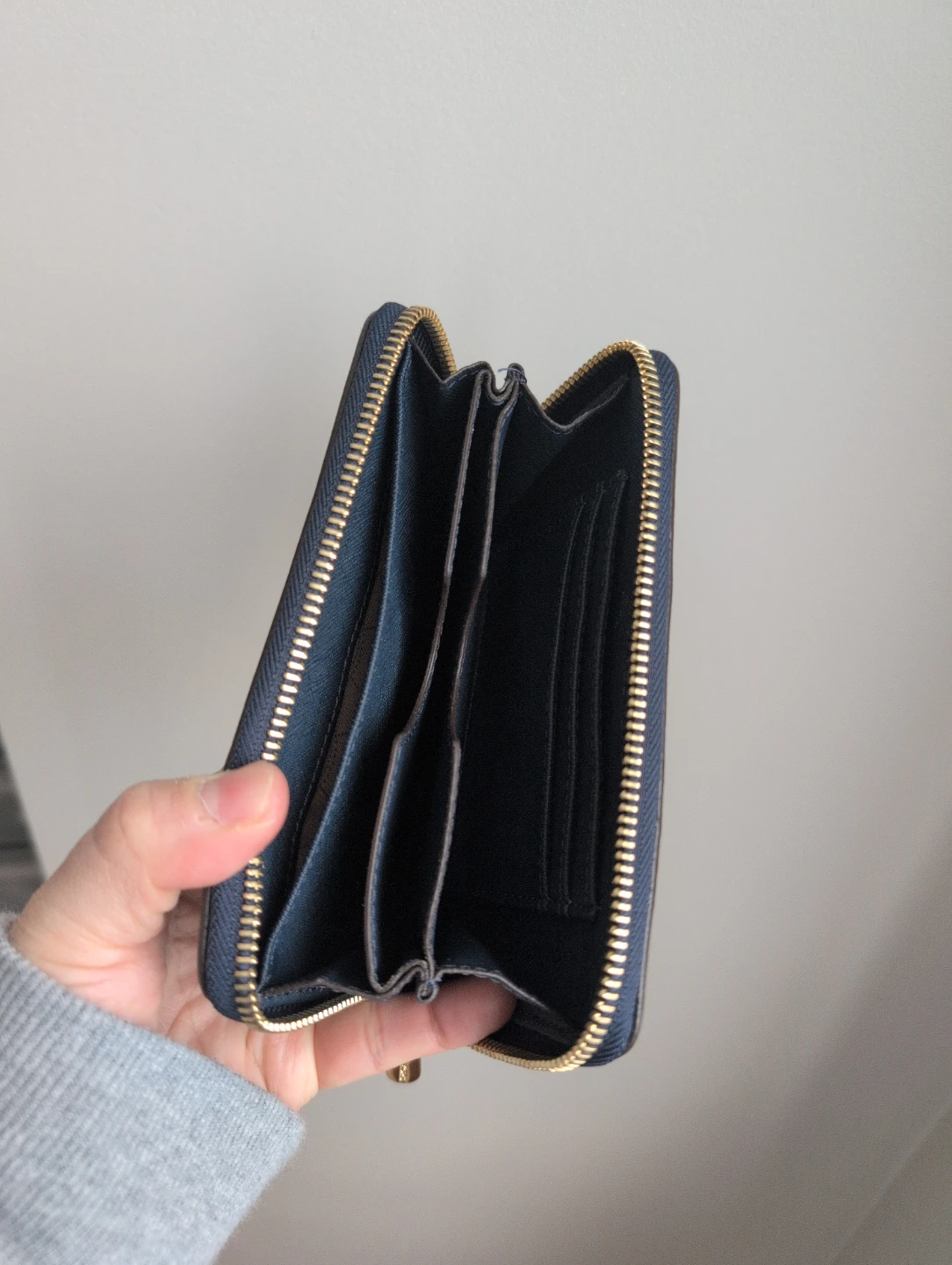 Michael Kors Wristlet Wallet - Navy - photo 3