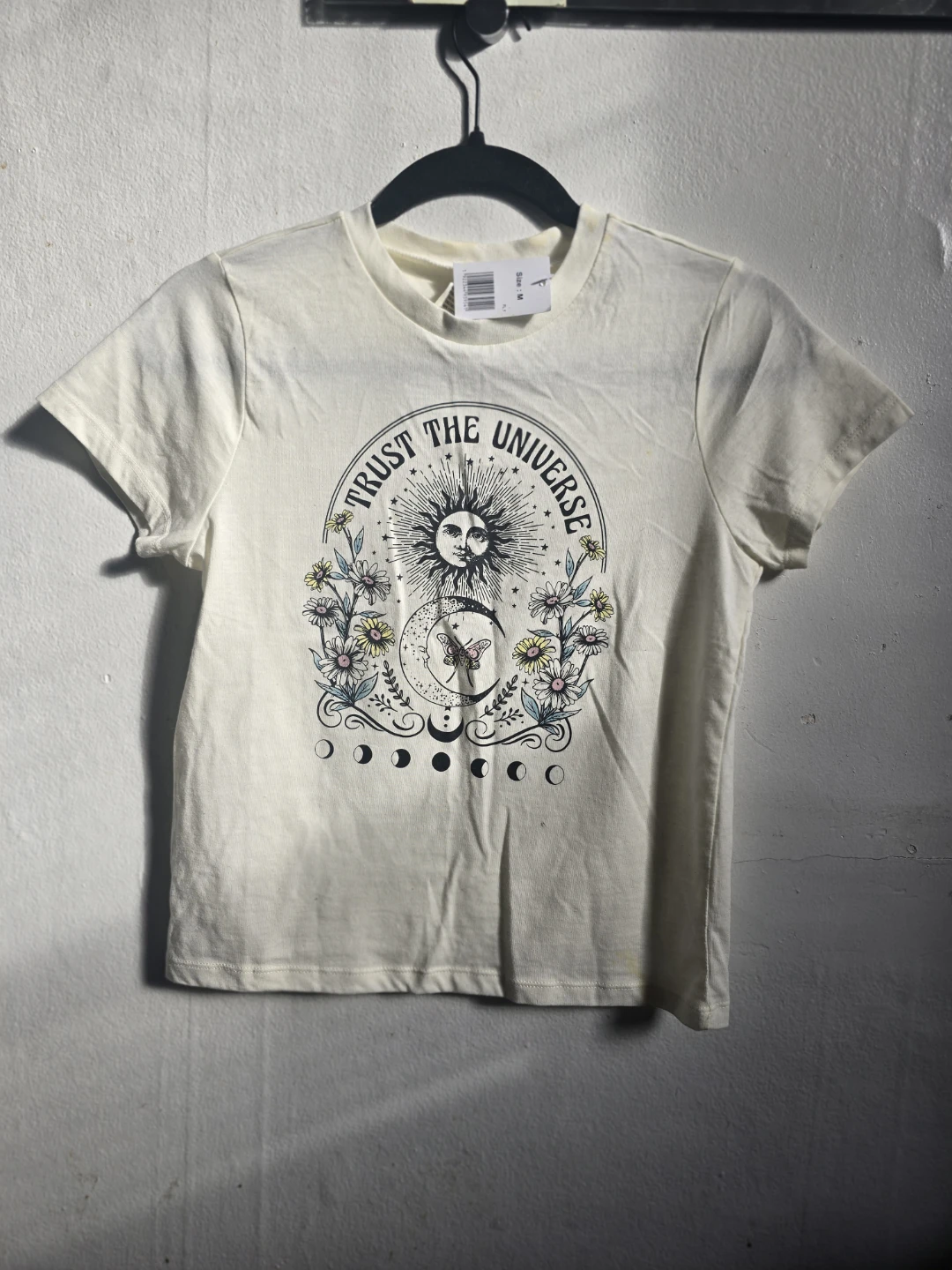 Cream Graphic T-Shirt crop Top Size M - photo 5
