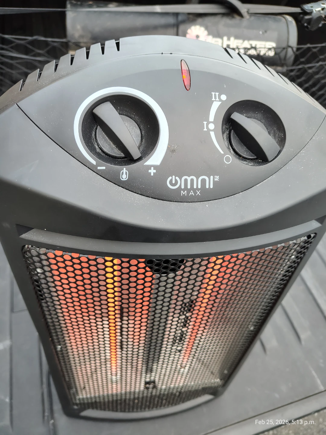 Quartz Tower Space Heater with Safety Shutoff - photo 2