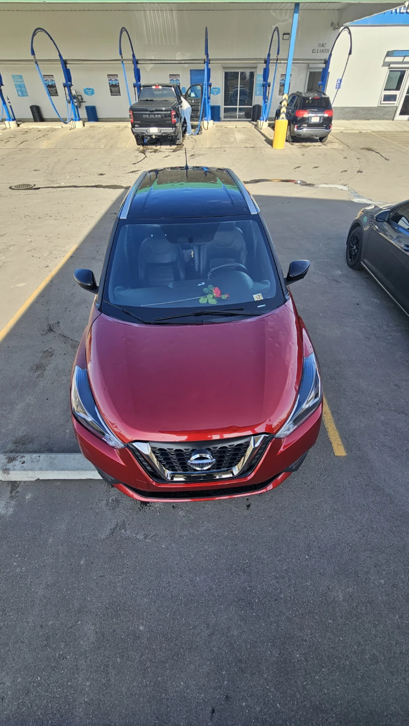 Nissan Kicks SR Red SUV - photo 2
