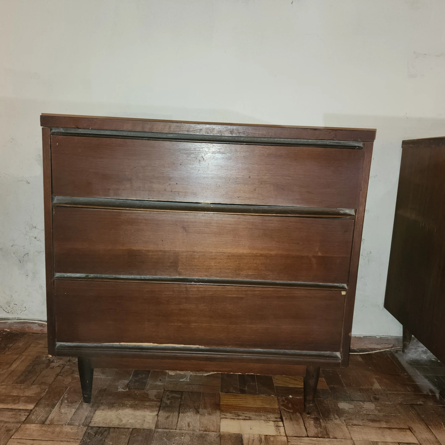 Vintage Wooden Dresser Set - photo 2