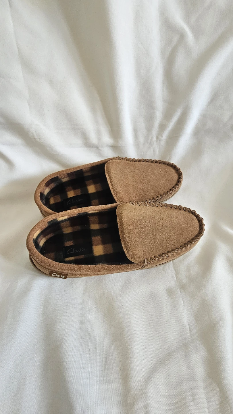 Brand New Clarks Men's Moccasin Slippers Size 10M - photo 2