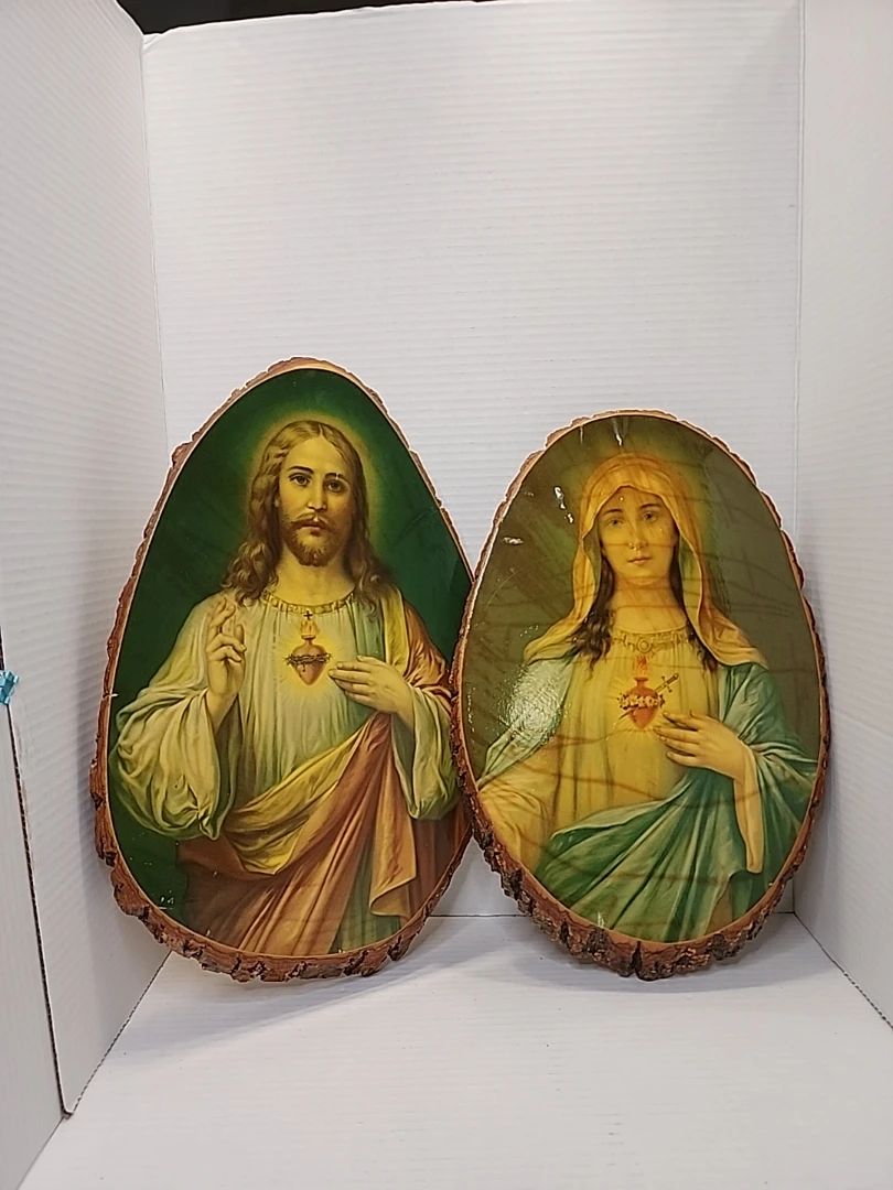 Jesus & Mary Vintage Prints on Live Edge Wood Slabs 17" Tall USA - photo 2