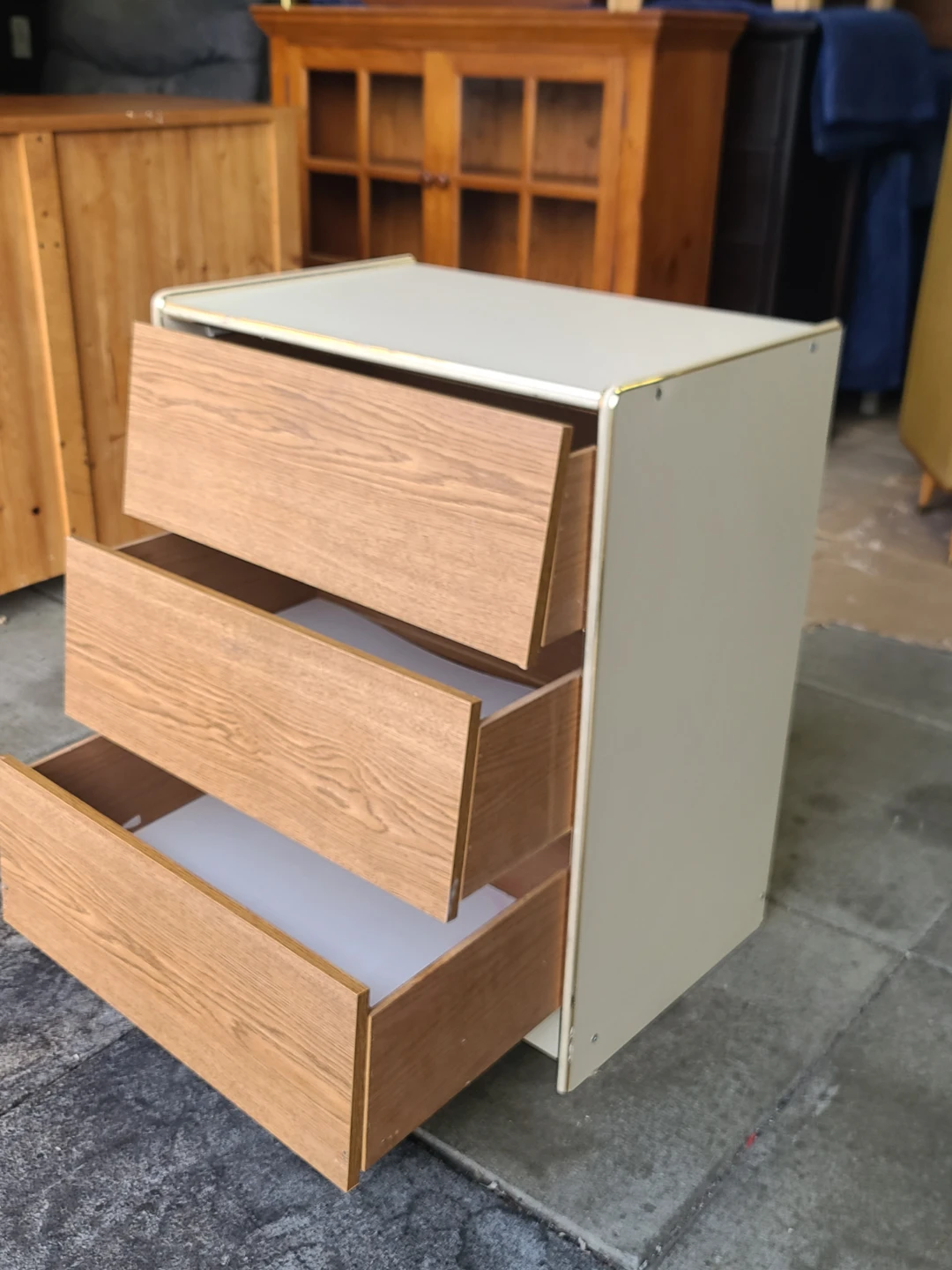 Three Drawer Chest of Drawers - photo 2