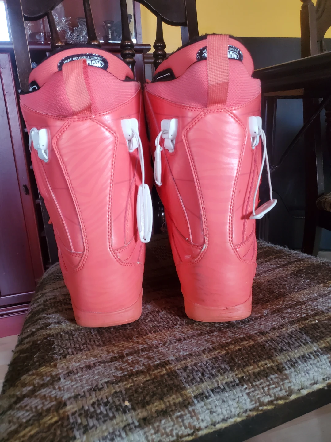 ThirtyTwo Snowboard Boots - Coral Pink - photo 4