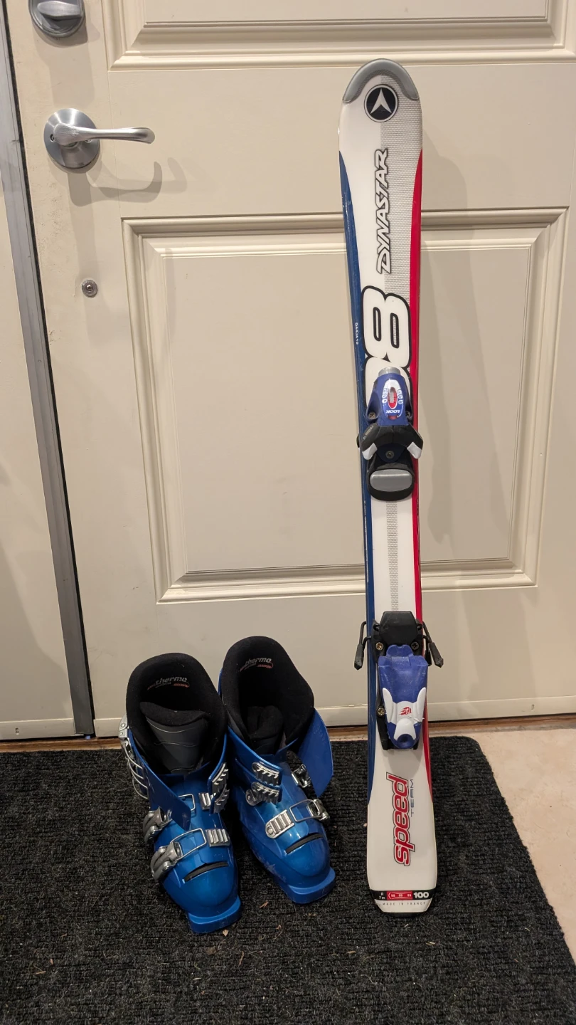 *Youth* Lange Blue Ski Boots and Dynastar Skis