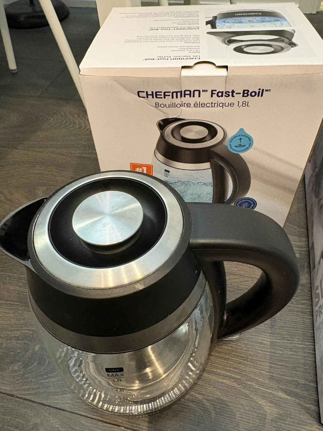 Chefman Fast-Boil Electric Kettle 1.8L