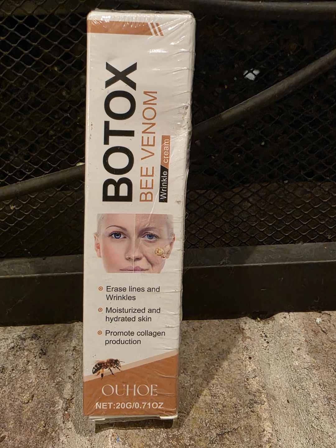 OUHOE Botox Bee Venom Wrinkle Cream 20G