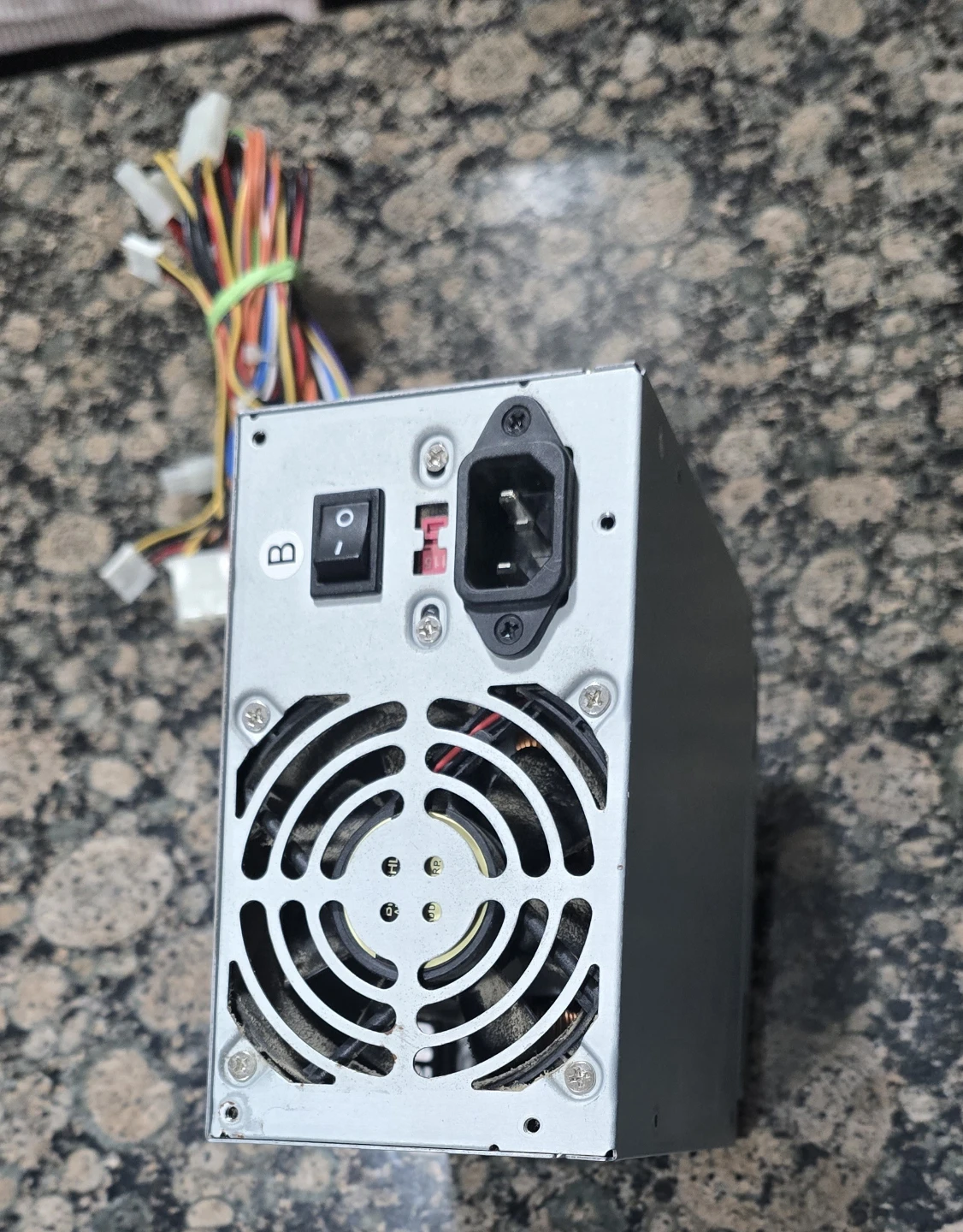 Enhance ATX-1125BTA R300 300 Watt Power Supply - photo 3