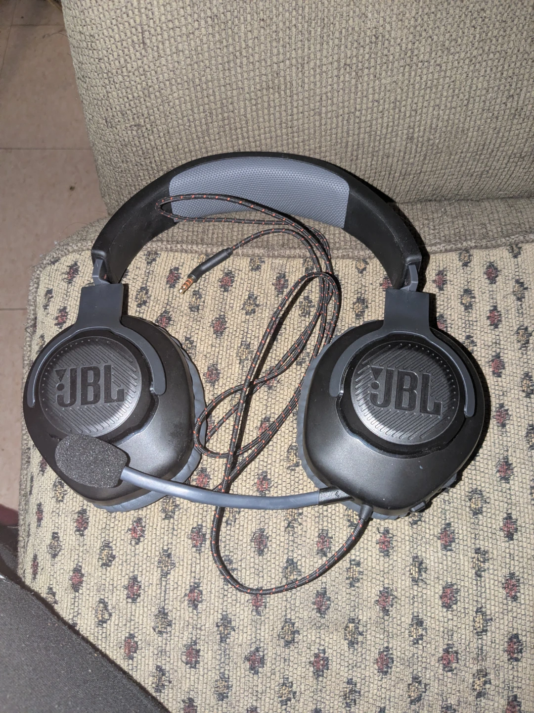 JBL Quantum 100 Wired Over-Ear Gaming Headset