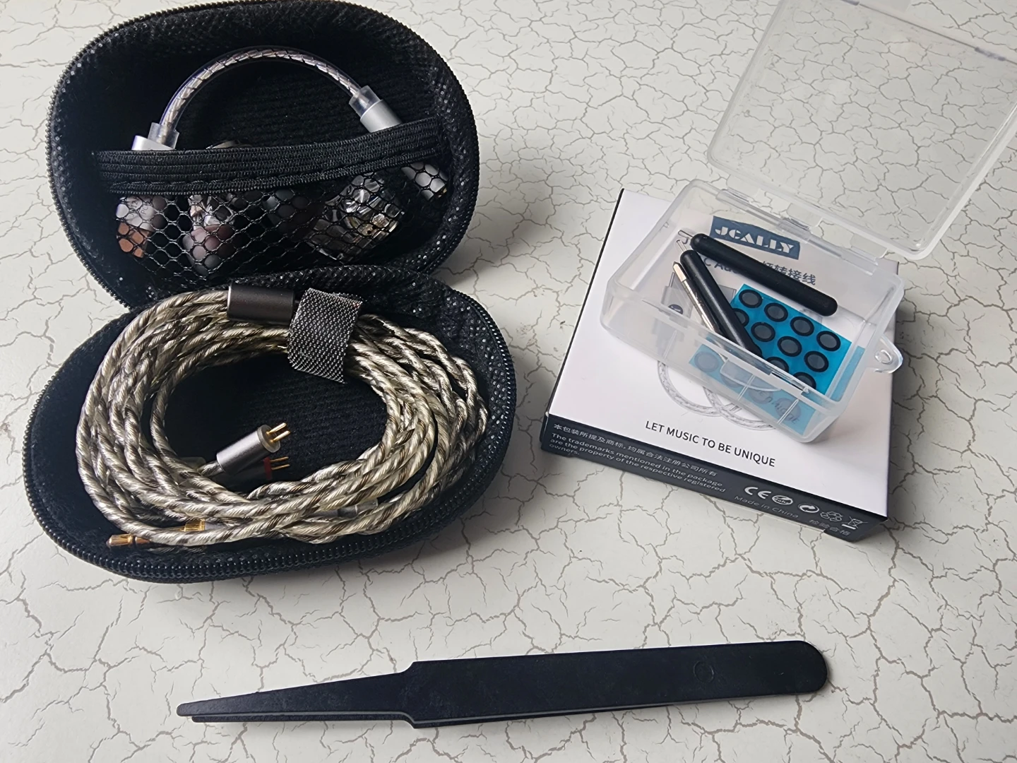 Moondrop x Crinacle Blessing 2 Dusk IEMs with accessories - photo 2