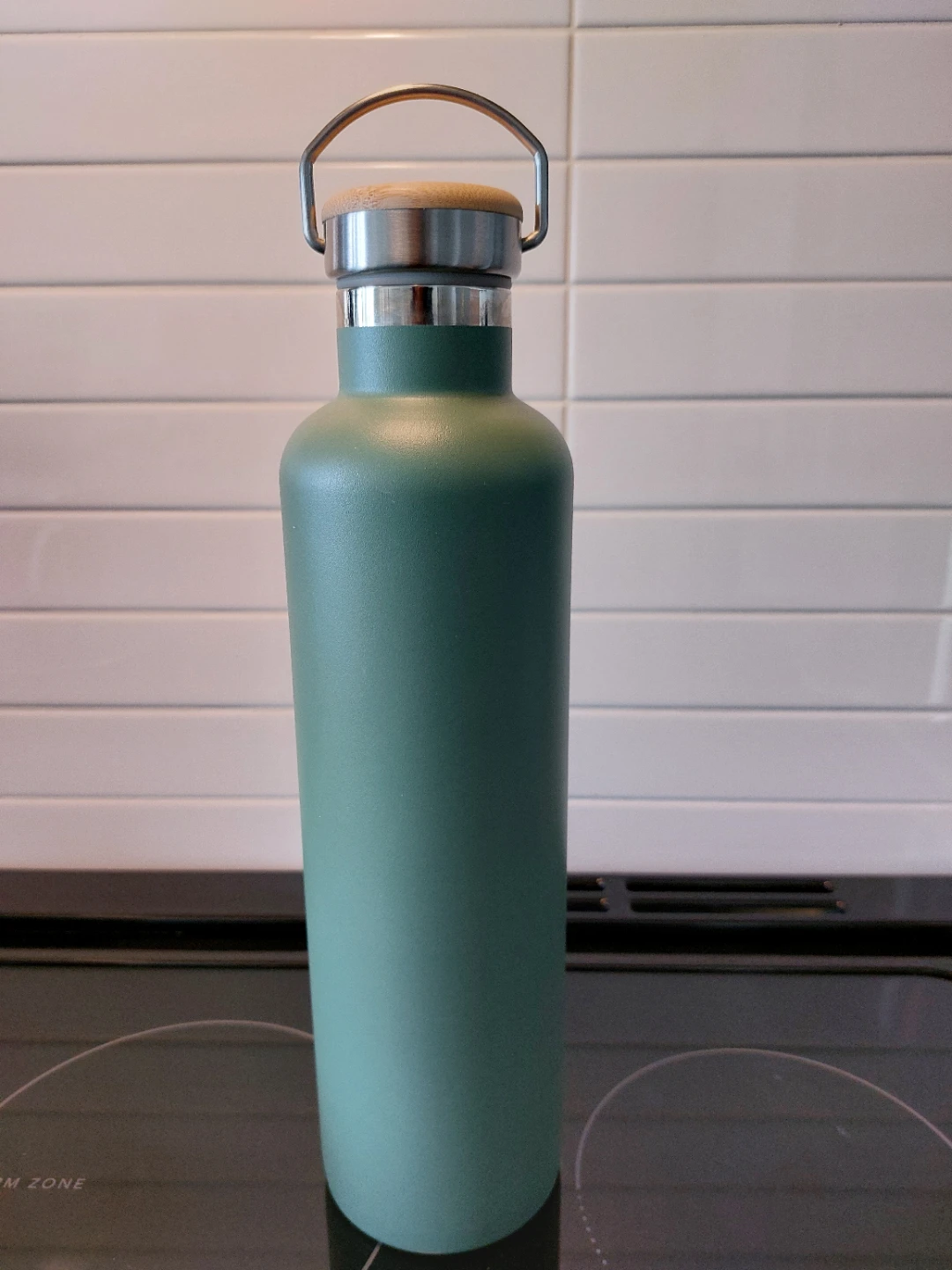 Green 1L insulated stainless steel water bottle