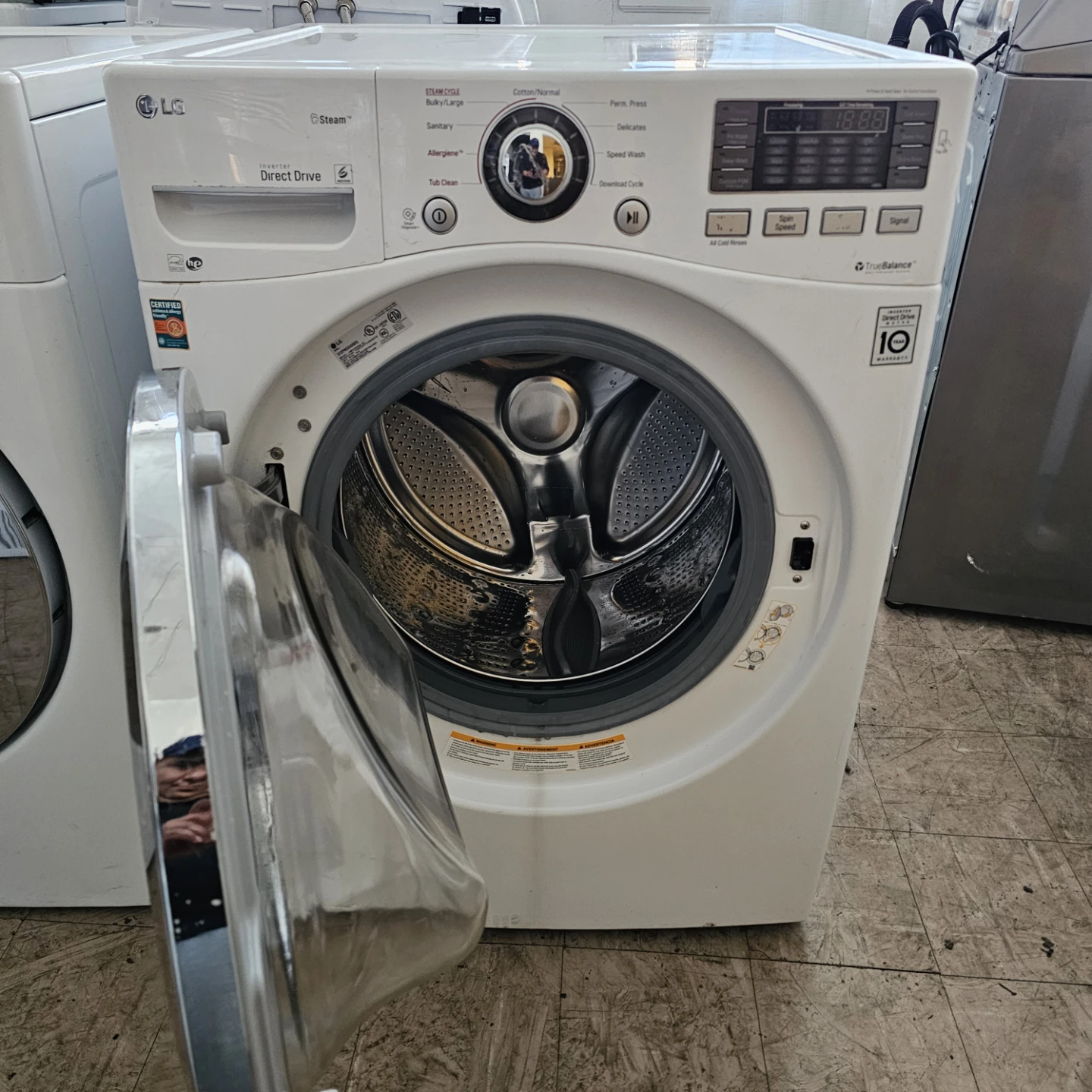 LG Front Load Washer and Dryer Set - photo 3