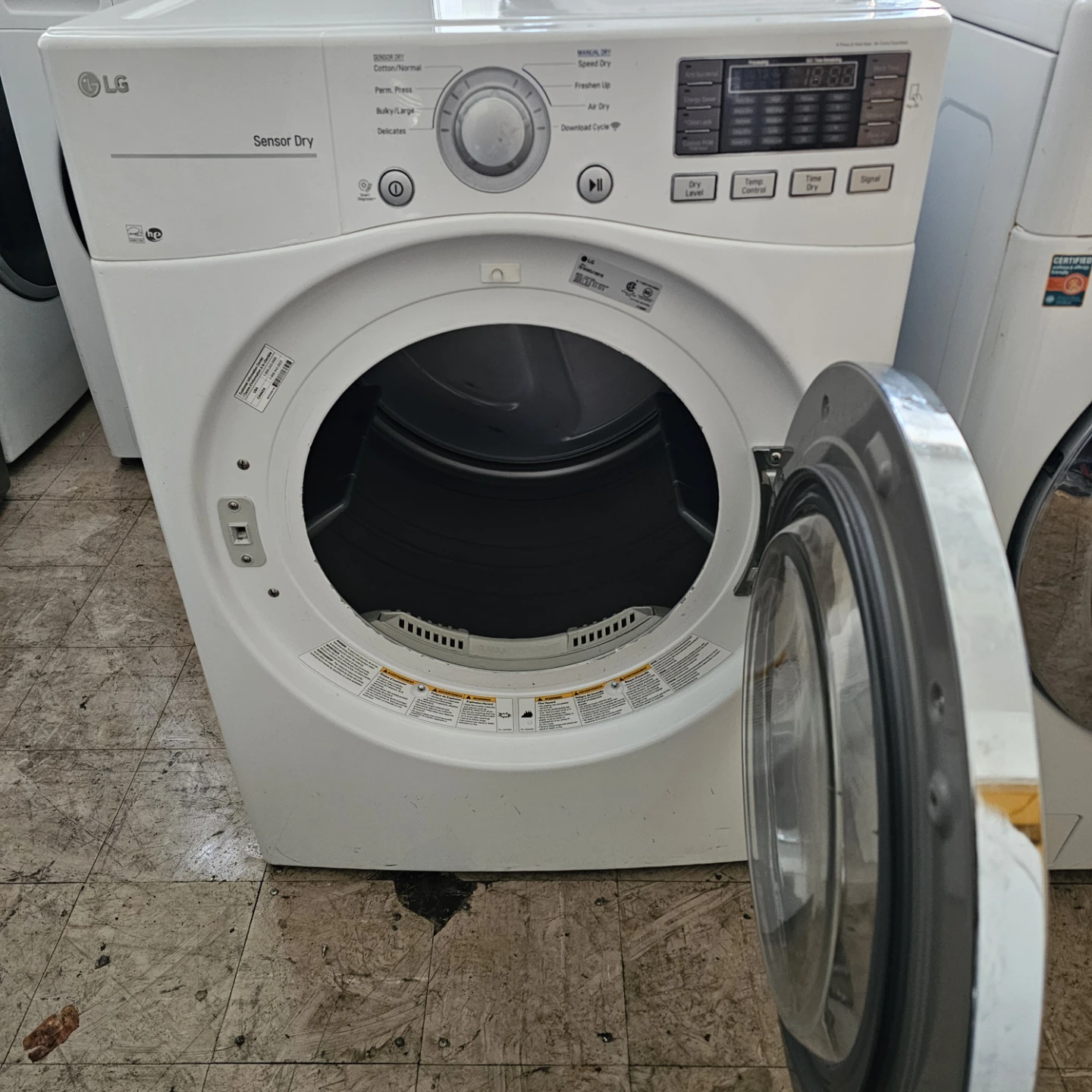 LG Front Load Washer and Dryer Set - photo 5