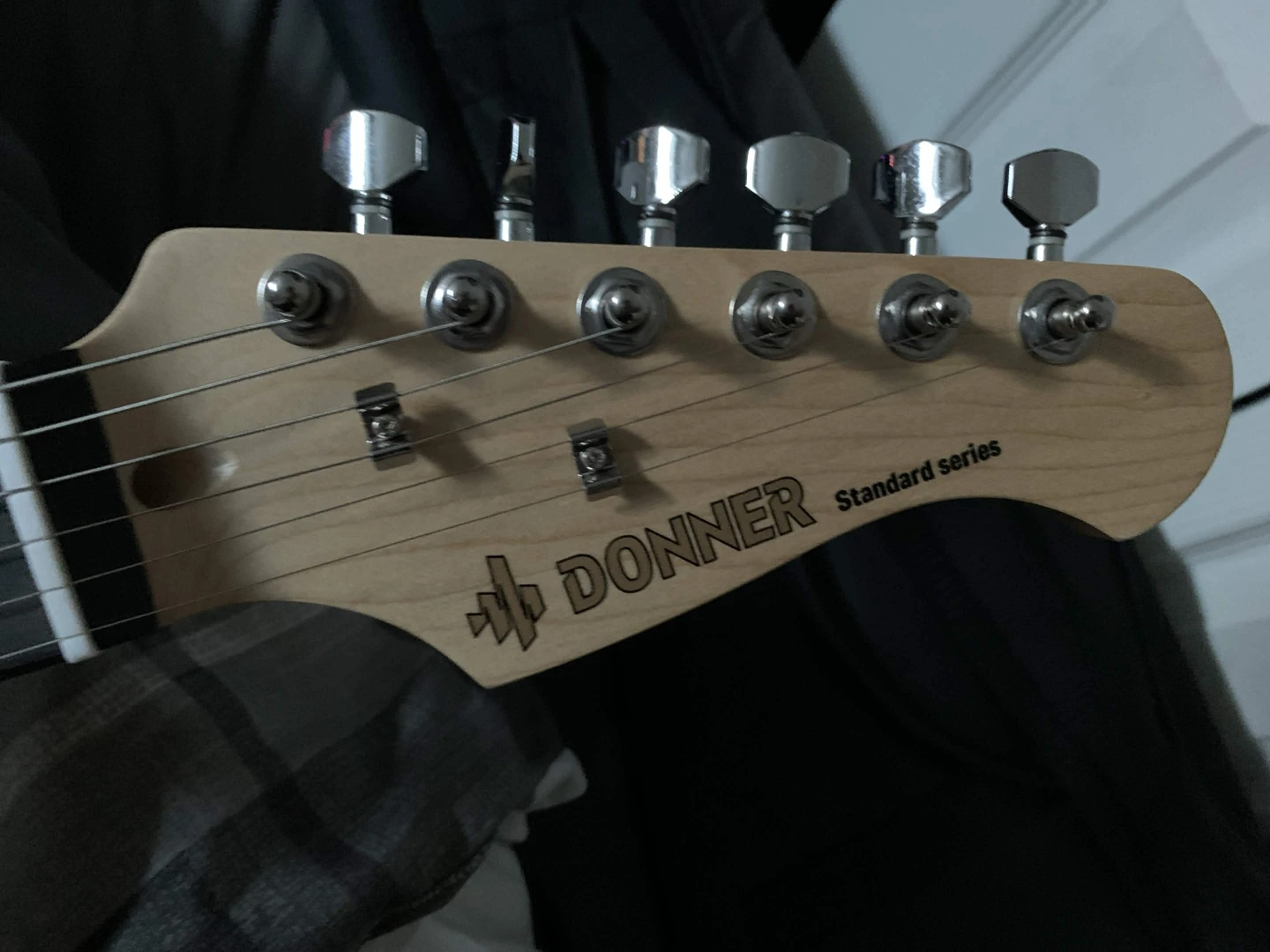 Donner Electric Guitar (NEED GONE ASAP) - photo 2